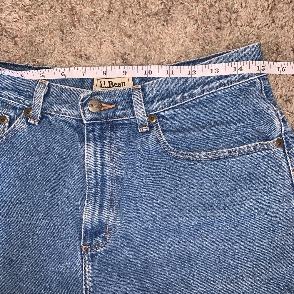 SOLD L.L. Bean | Vintage Frayed Shorts - Picture 5 of 7